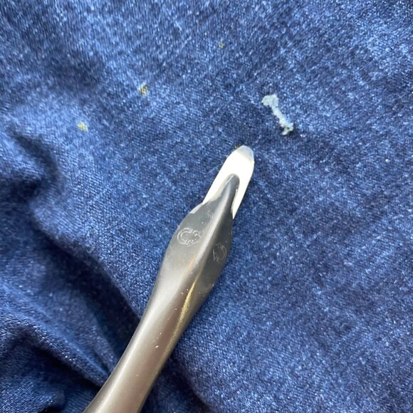 Levis Womens Classic Denim Shorts Size 24W Cotton & Viscose Blend Dark Blue - Picture 11 of 14